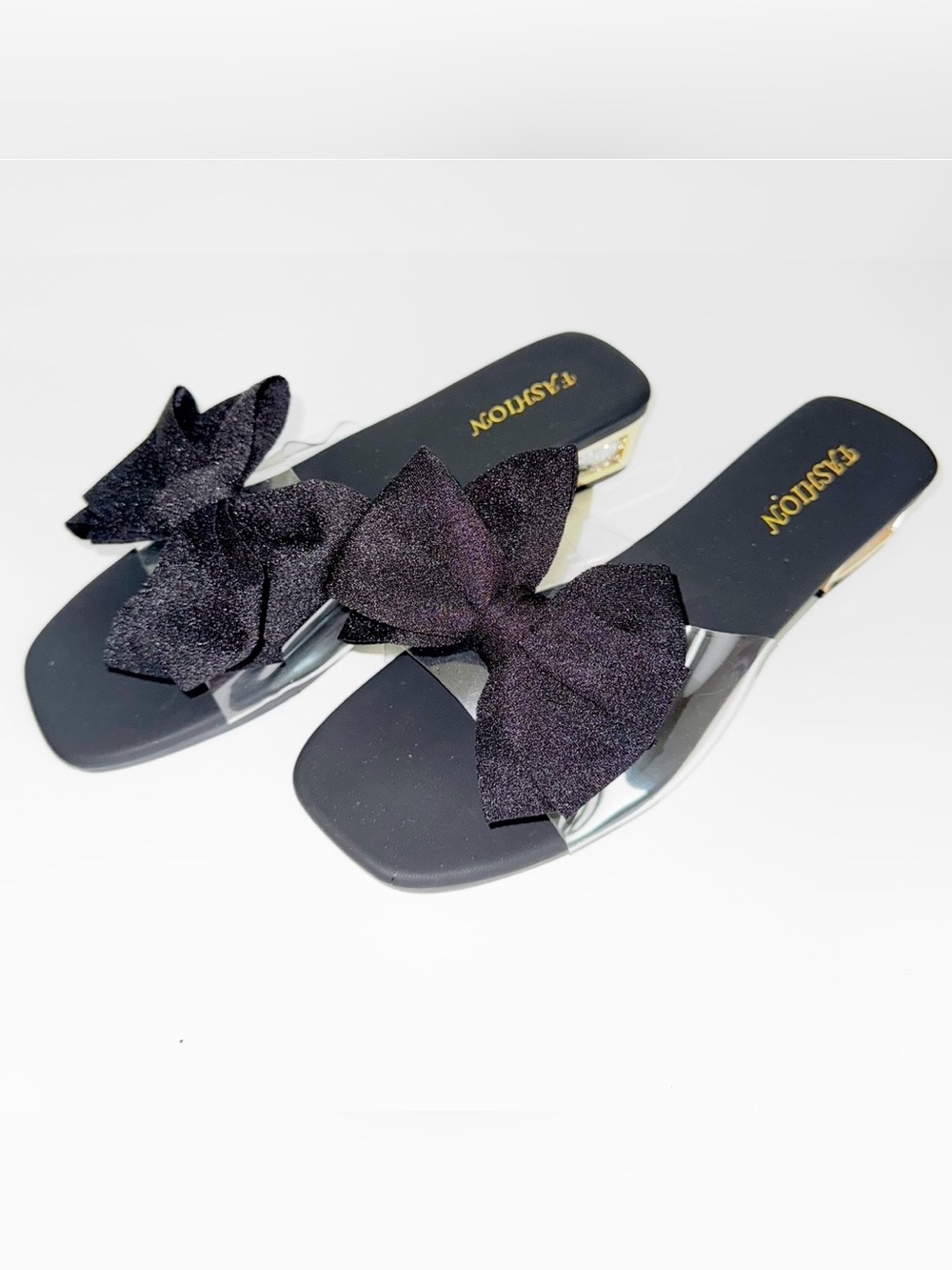 NWOT, Ladies Black Low Heel Clear Strap Bow Accent Sandals, Sz 41 (US 10-10.5)